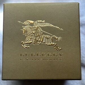 Burberry Empty Watch Presentation Box Case w/ Manual Booklet Authentic Beige